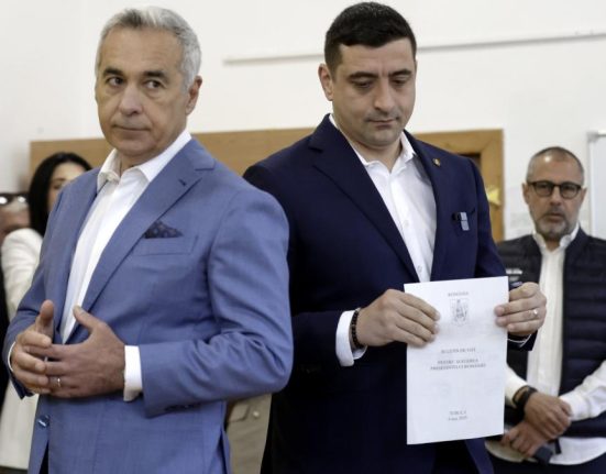 Calin Georgescu nu i rostete numele lui George Simion