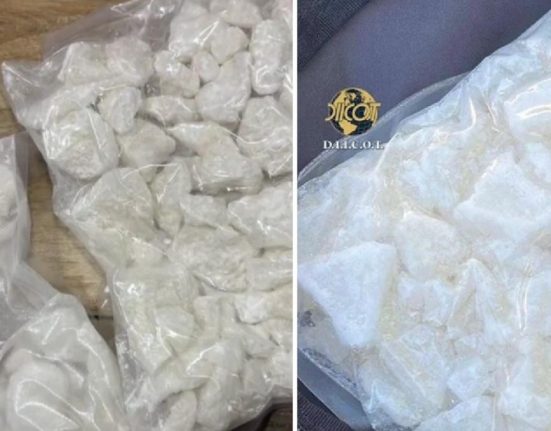 Captura de droguri intr o frizerie din Bistrita Tanar prins vanzand 1 kg de 2MMC