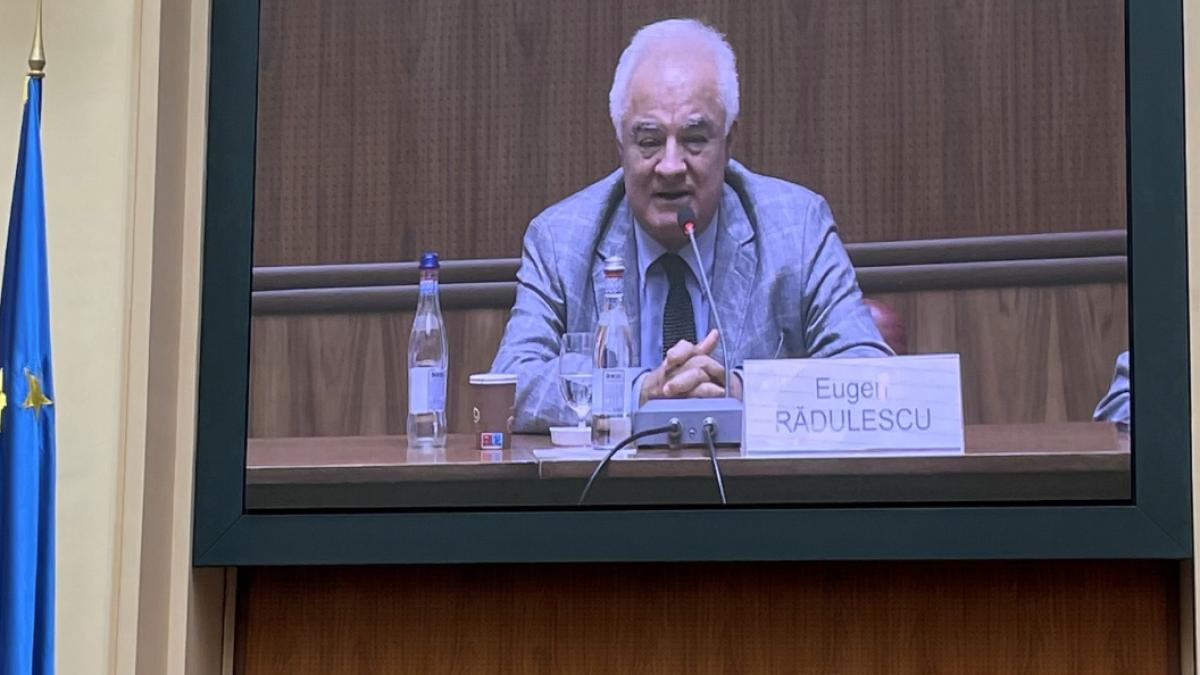 Consilier BNR Mergeti la vot Daca nu schimbam directia Romaniei Titanic scrie pe noi