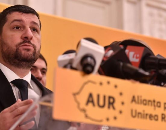Institutul de Investigare a Crimelor Comunismului il da in judecata pe Marius Lulea
