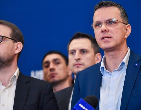 Ionut Mosteanu despre o coalitie cu PSD PNL si USR E nevoie de PSD pentru 50 Aritmetica simpla parlamentara