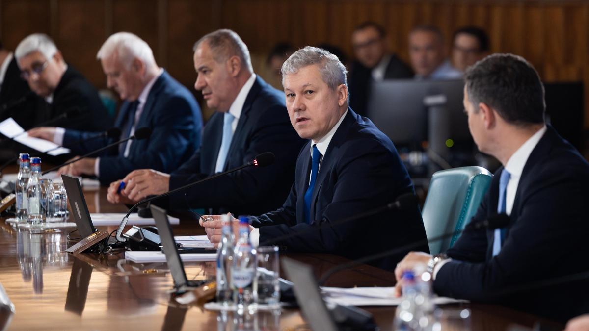 Ministrii solictati la raport inainte de PNRR