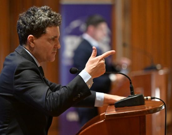 Nicusor Dan Romania nu poate discuta despre alegeri anticipate sau Calin Georgescu premier