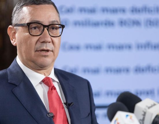 PSD il actioneaza in judecata pe Victor Ponta Trebuie sa suporte consecintele