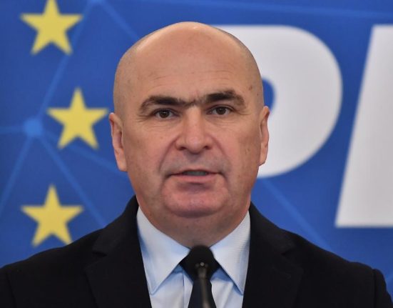Surse Bolojan a cerut PNL sa ramana la guvernare