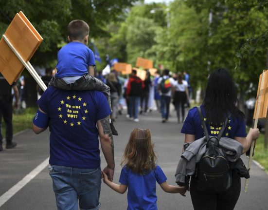 Un singur drum Europa Mitinguri pro UE in Romania