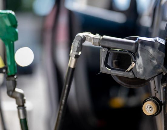Benzina si motorina s ar putea scumpi semnificativ