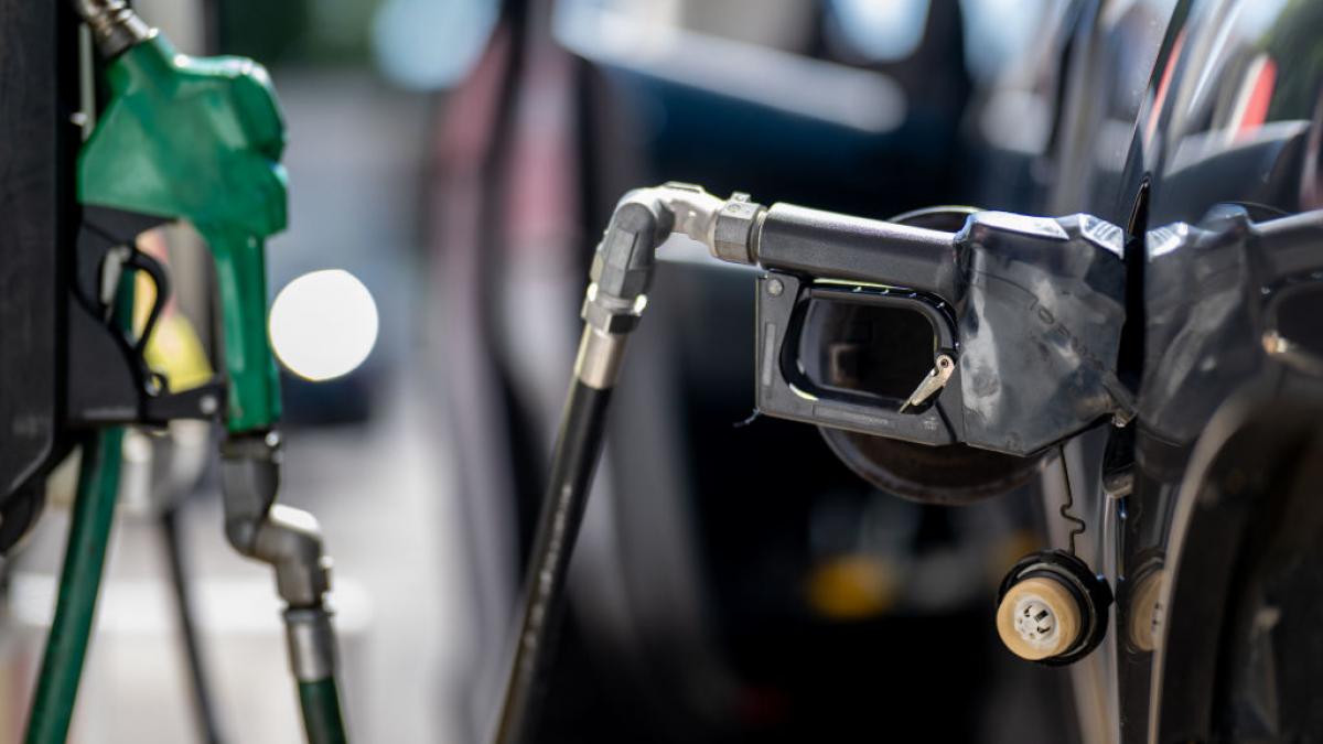Benzina si motorina s ar putea scumpi semnificativ