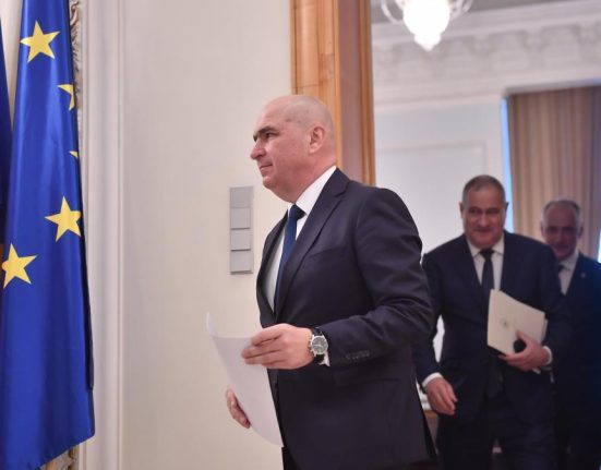 Bolojan Impozitele pe case tereni si masini vor creste