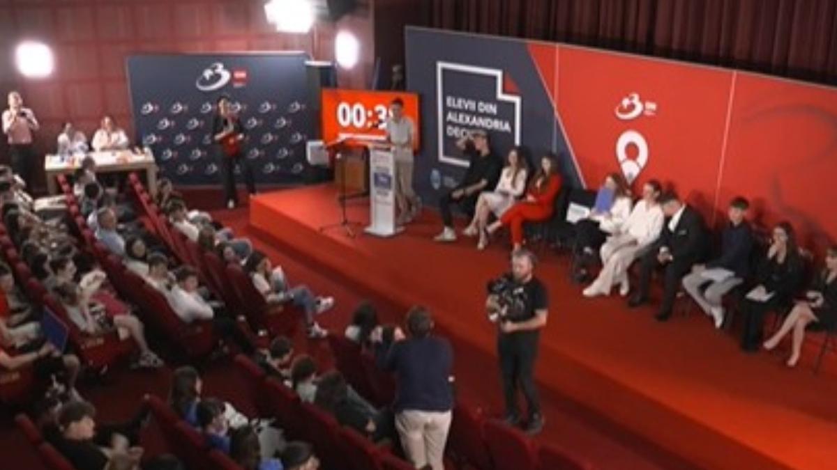 Elevii din Consiliul Local al tinerilor au depus juramantul