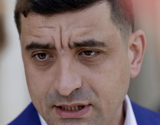 George Simion indeamna moldovenii sa voteze pro rus
