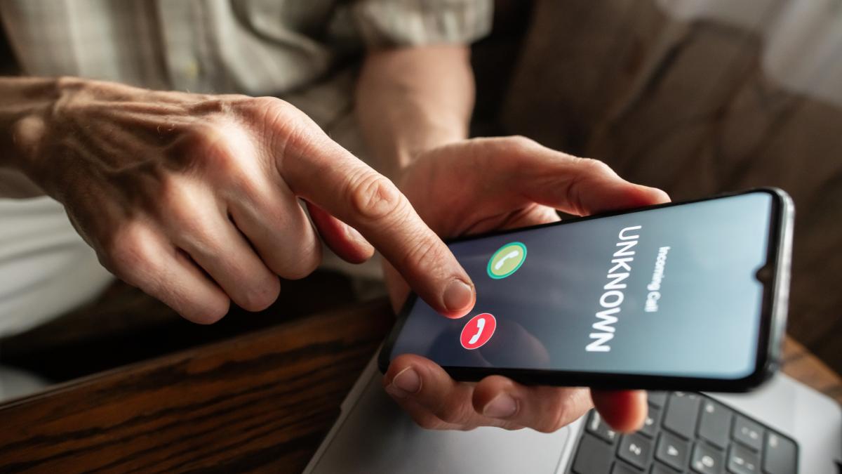 Google avertizeaza De ce sa evitam apelurile necunoscute