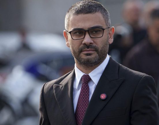 Liderii PSD au decis marti sa l lase pe Ilie Bolojan premier
