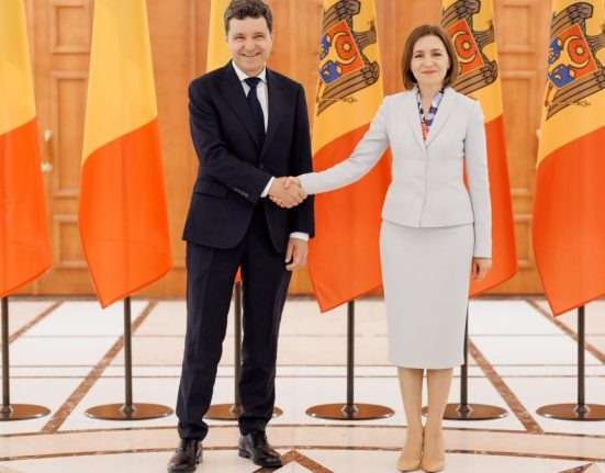 Maia Sandu l a ovationat pe Nicusor Dan dupa vizita