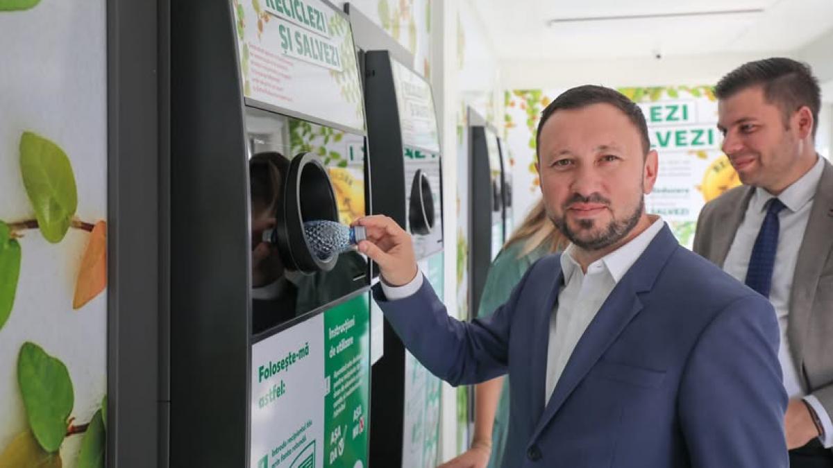 Ministrul Mircea Fechet anunta recorduri SGR 500 milioane ambalaje in mai