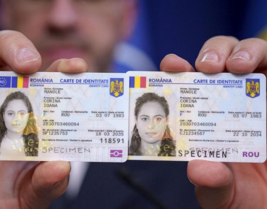 Nervi si frustrari pentru posesorii noilor buletine cu cip