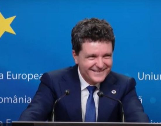 Nicusior Dan dezvaluie salariile sale de la Primarie si ca Presedinte