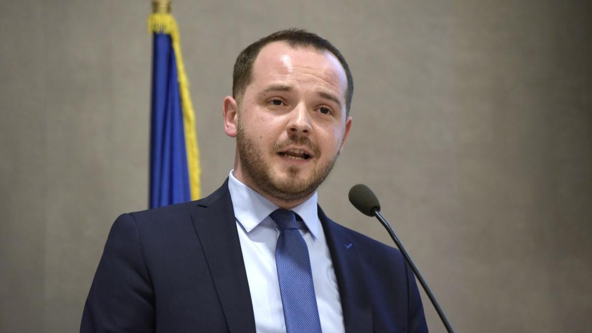 Noul ministru al Sanatatii Alexandru Rogobete asigura venituri intacte