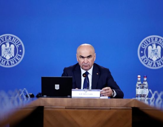 Primul set de taieri din austeritate e adoptat vineri