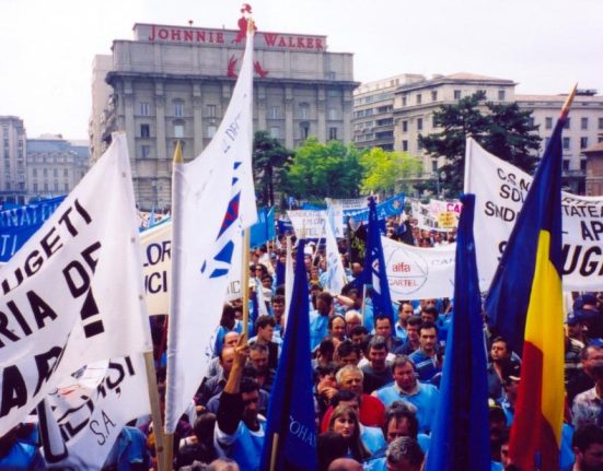 Protest joi la Cotroceni Sindicalistii ies in strada
