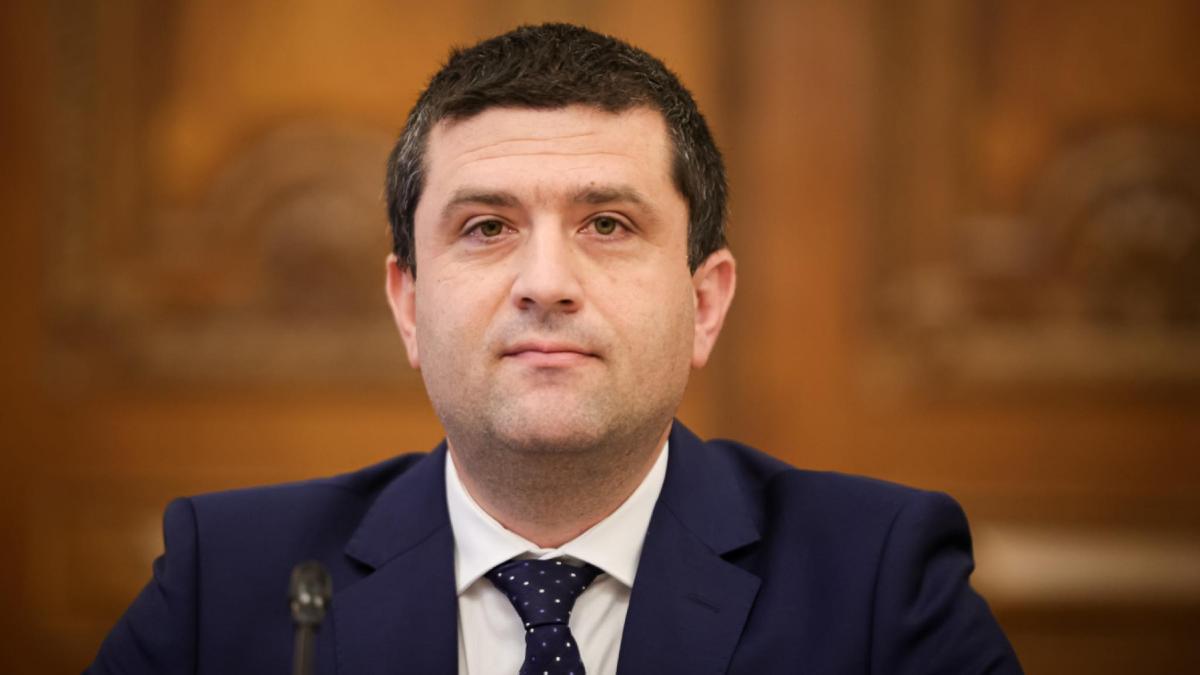 Radu Miruta ministrul Economiei Factura in aceeasi zi