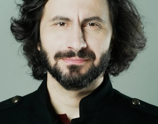 Scandal la Teatrul de Opereta Adi Nour concediat brusc