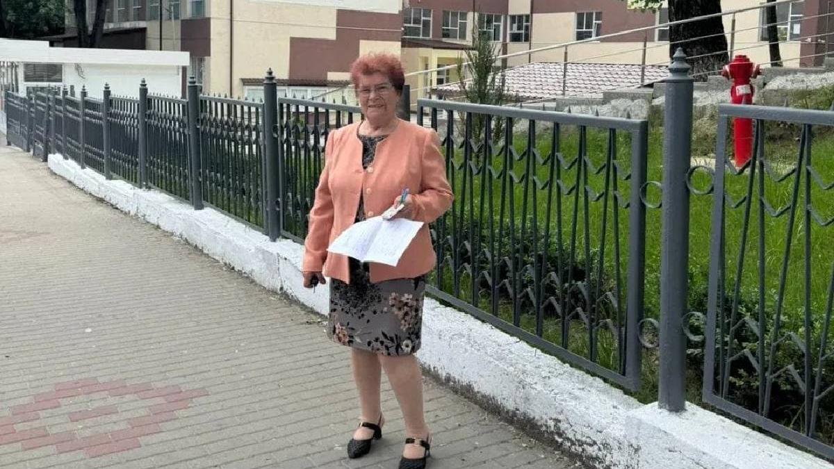 Toti ne nastem prosti dar nu murim prosti
