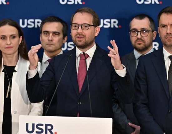 USR nu accepte impozitul progresiv si pensiile mici