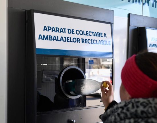 fiecare roman a returnat in medie 17 kg de ambalaje sgr