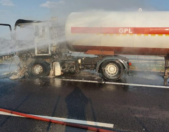 Cisterna GPL in flacari pe A7 mesaj Ro Alert trimis