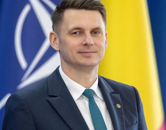 Conducerea PNL va inclue doi membri externi