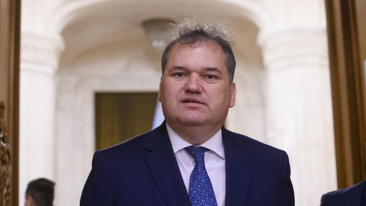 Cseke Attila a taiat salariile din Ministerul Dezvoltarii