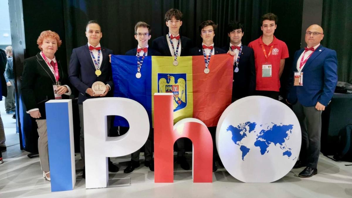 Elevii romani au castigat medalii la Olimpiada de Fizica