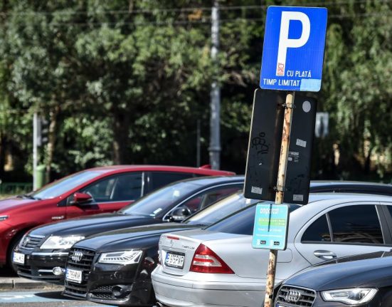 Hotii au falsificat codurile QR de parcari din Bucuresti