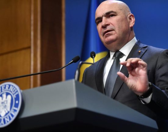 Ilie Bolojan si vicepremierul Dragos Anastasiu anunta reformele in companiile de stat