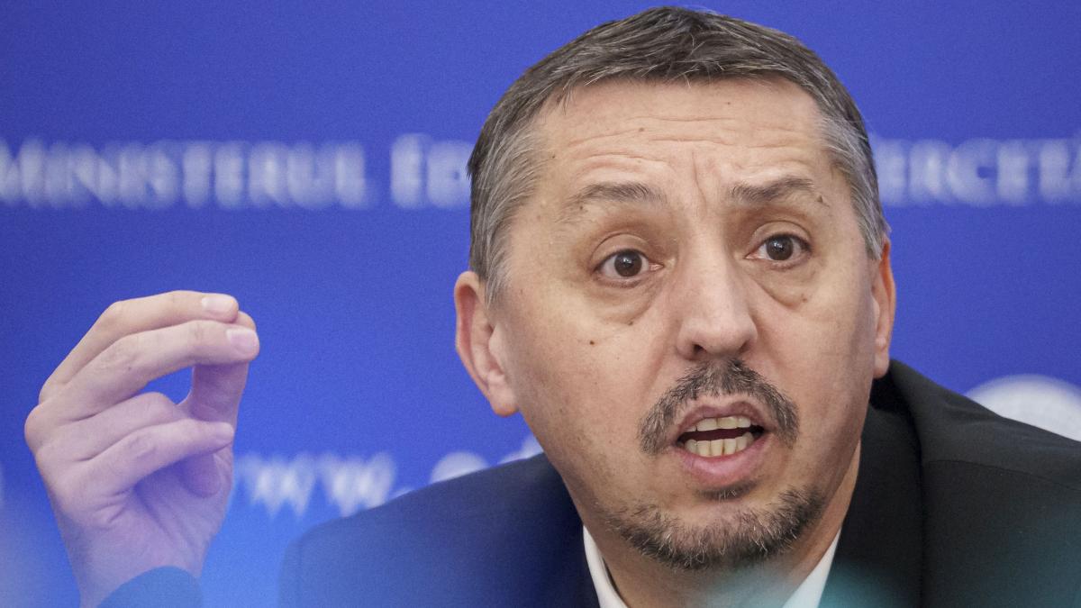 Ministrul Educatiei raspunde studentilor revoltati Nu mai avem bani