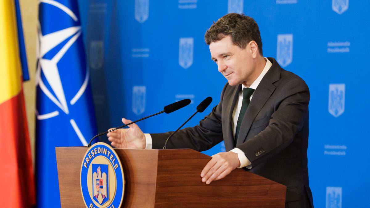 Nicusor Dan Vreau unirea Romaniei cu Moldova
