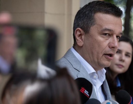 Sorin Grindeanu ameninta cu caderea Guvernului daca Bolojan nu accepta cererile PSD