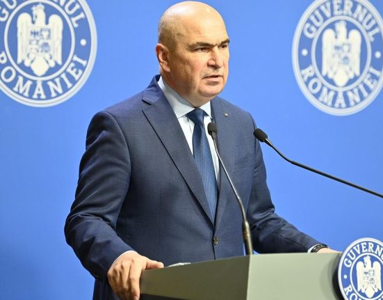 Bolojan explica Pilonul II de pensii Proiectul de Lege urmeca dezbatere in Parlament