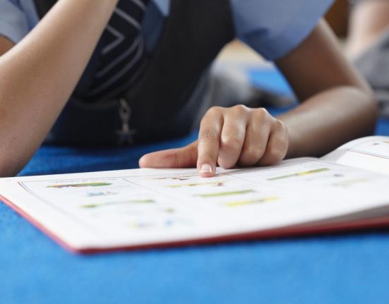 Comasarea scolilor poate avea consecinte grave elevii pleaca