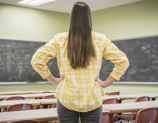 Daniel David despre veniturile din educatie Vor scadea Ce se va intampla cu plata pentru profesori