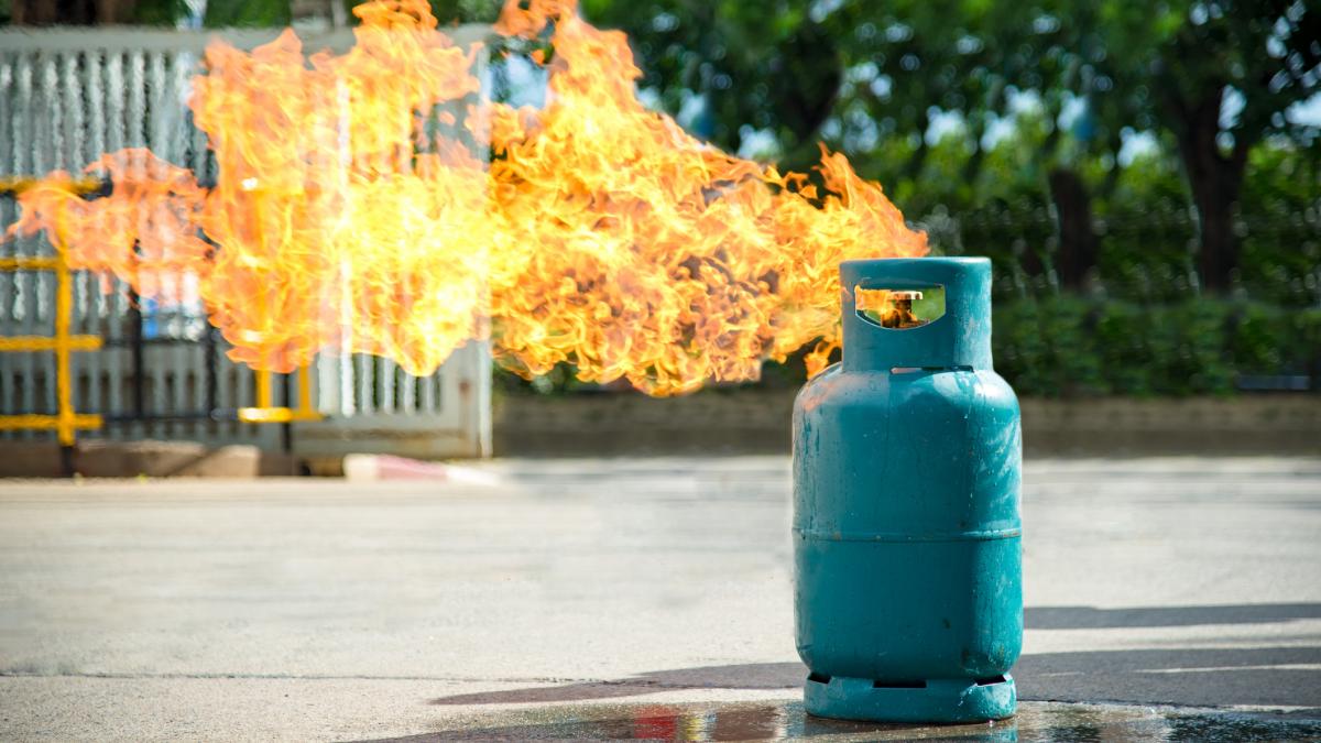 Explozie in Letea Veche patru persoane ranite grav