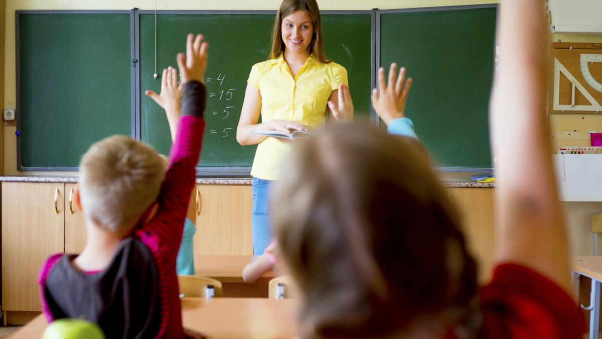 Noi reguli pentru bursele scolare propuse de Minister