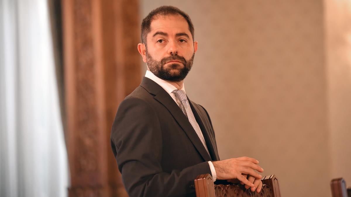 Radu Burnete Salarizarea publica din Romania e confuza