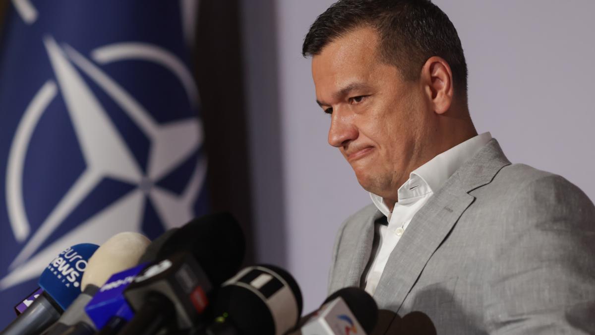 Scandalul Funeraliile lui Iliescu continua Grindeanu convoaca sedinta