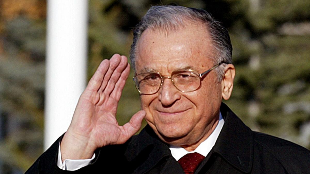 Starea de sanatate a lui Ion Iliescu ramane grava