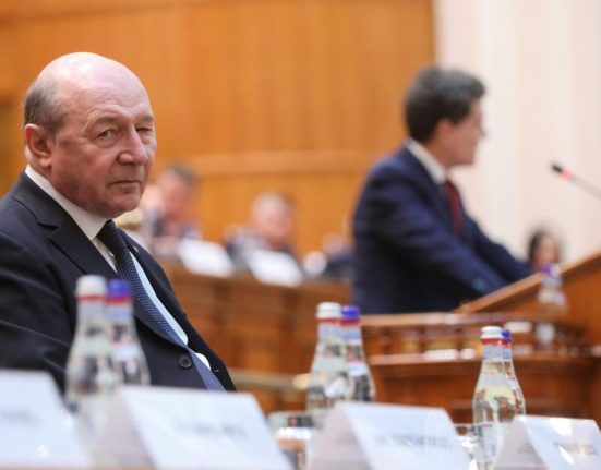 Surse Traian Basescu primestes un apartament de la Guvern