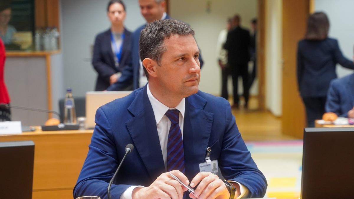 vicepremierul tanczos barna afirma reforma pensiilor magistratilor e obligatorie