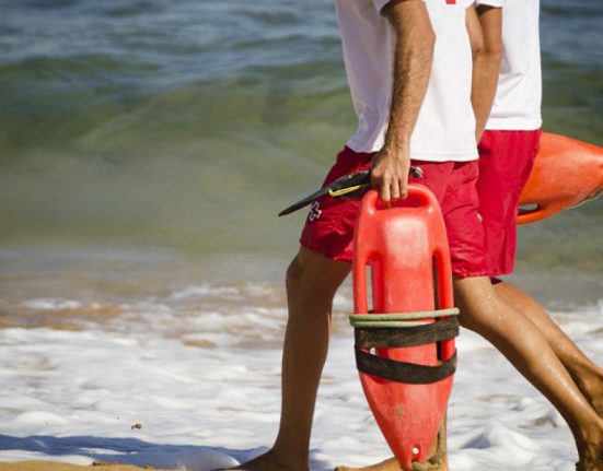 18 oameni au murit pe litoralul romanesc turistii ignoran savamarii