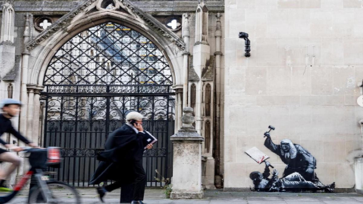 Banksy loveste din nou ultima opera la Londra